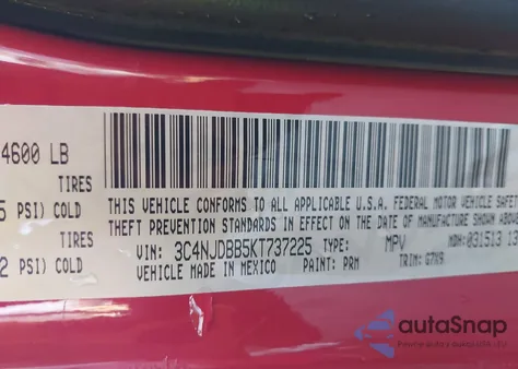 2019 Jeep Compass Latitude 4X4 z USA, uszkodzony, nr VIN 3C4NJDBB5KT737225